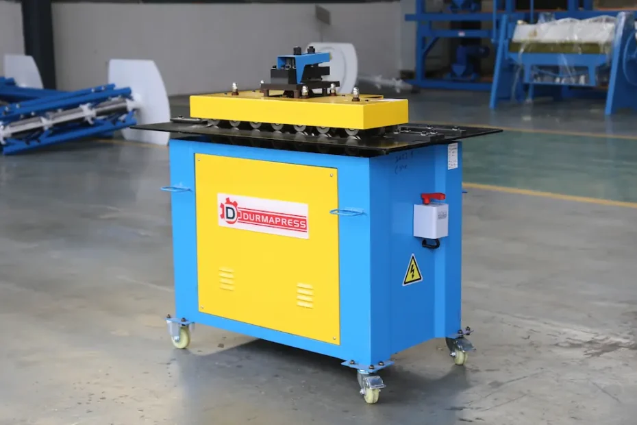 lock forming machine for HVAC duct fabrication